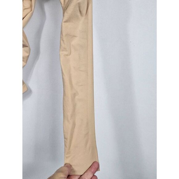 Skims Sculpting maternity long leg bottom shapewear - Picture 4 of 8